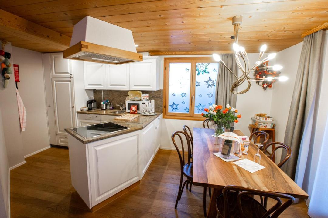 Apartments Chalet Wirz Travel Sarnen Bagian luar foto